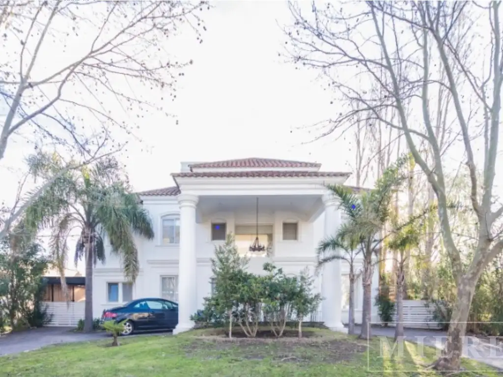 Casa en alquiler en Santa María de Tigre!