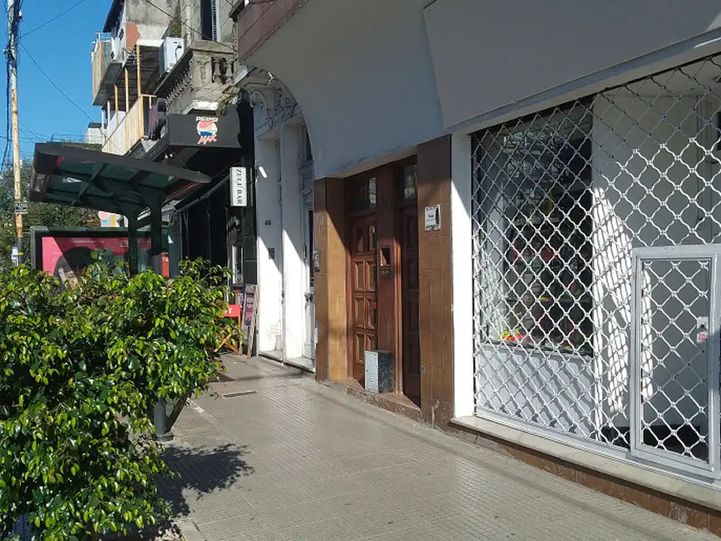 VENDO HERMOSO PH en PB DE 3 AMB. REFACCIONADO A NUEVO EN VILLA URQUIZA CABA