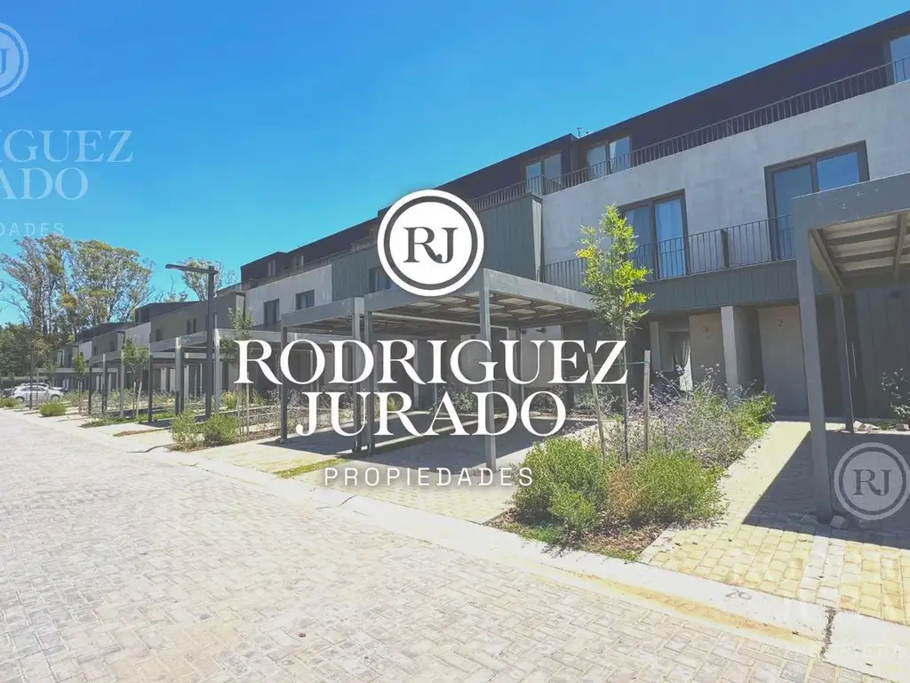 Town Houses en Oliden Joven