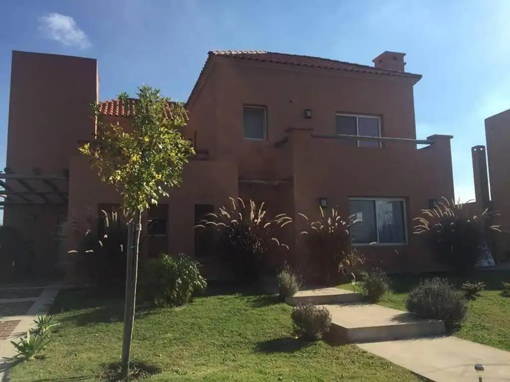 Casa en Venta - San Gabriel Villa Nueva