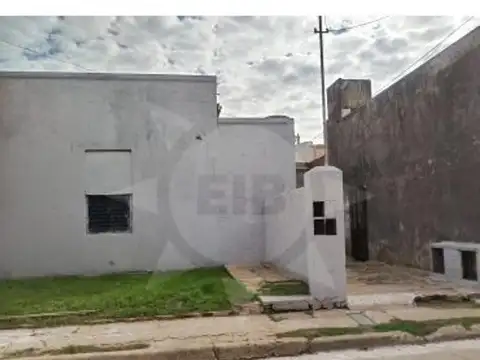 CASA A DEMOLER EN SANTA FE