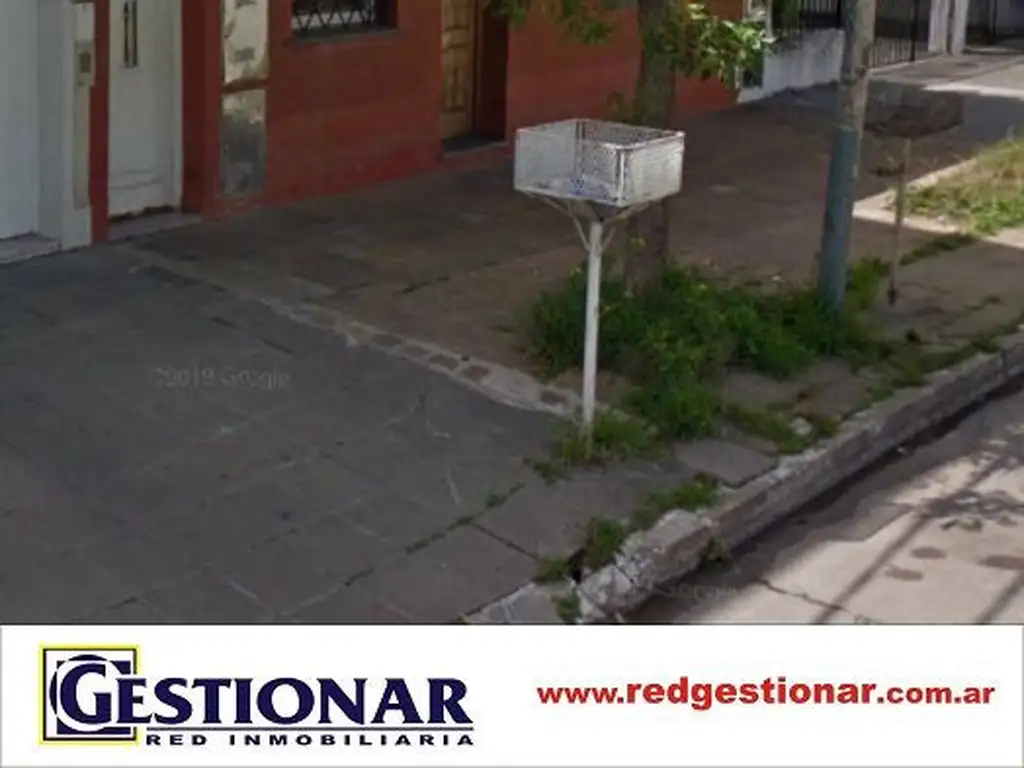 Casa - Venta - Argentina, Lanús - CHACO 2400