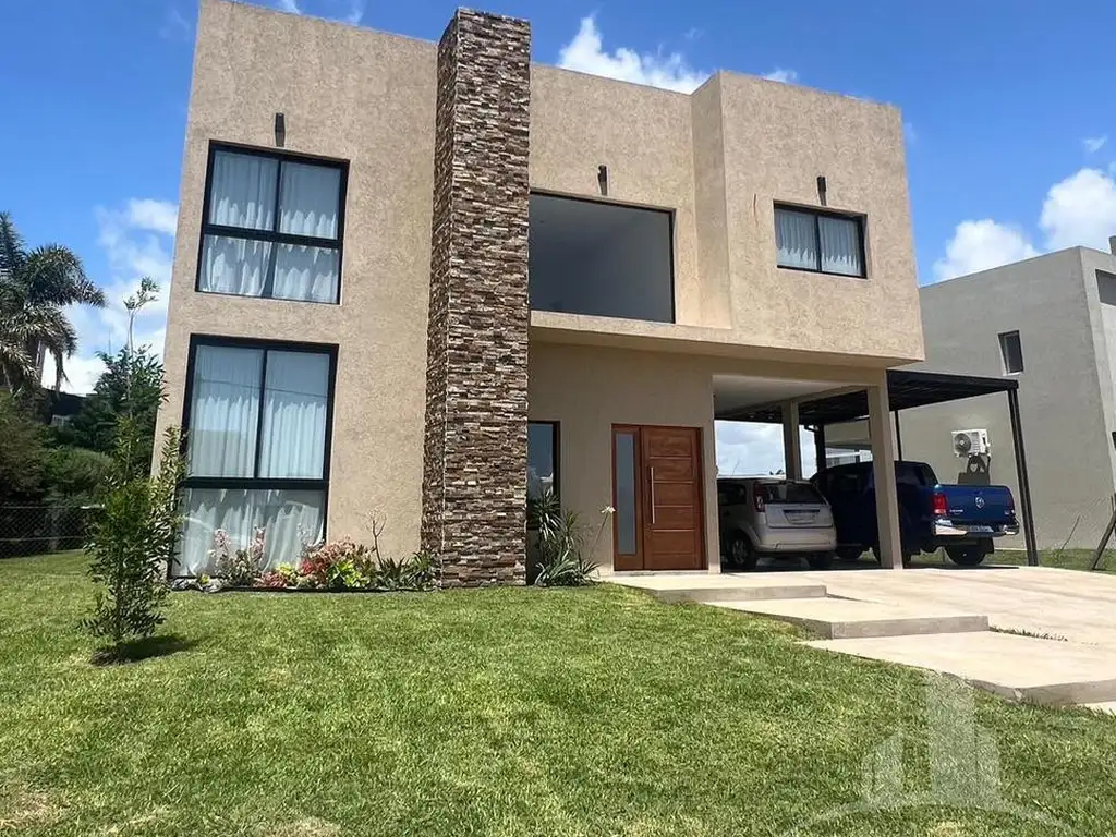 Casa 4 ambientes con piscina a estrenar en venta y alquiler - Hudson Park