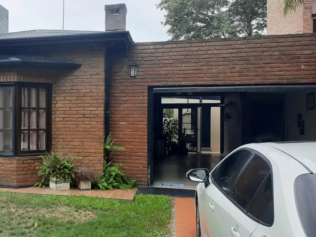 ALIANZA REAL ESTATE CCI. 408 VENDE CASA EN COUNTRY UBAJAY