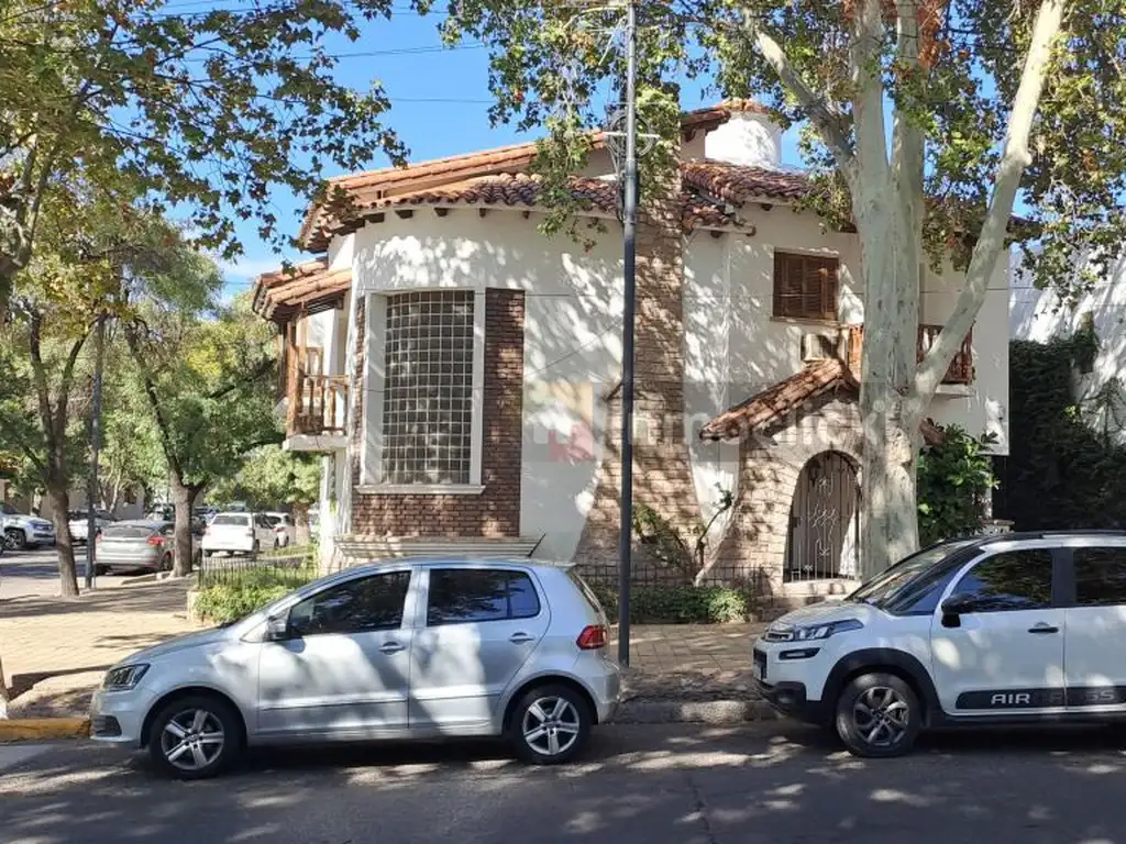 Casa Quinta Sección, 4 Drom, 4 Baños, Jardín, Cochera