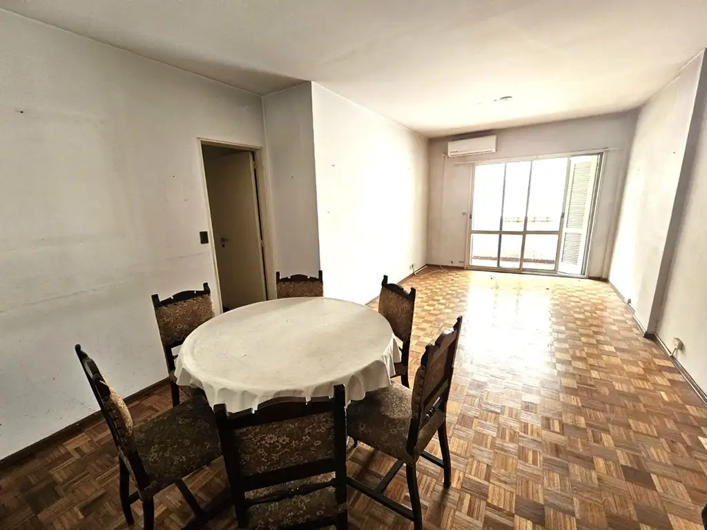 COLEGIALES VENTA DEPARTAMENTO 4 AMBIENTES