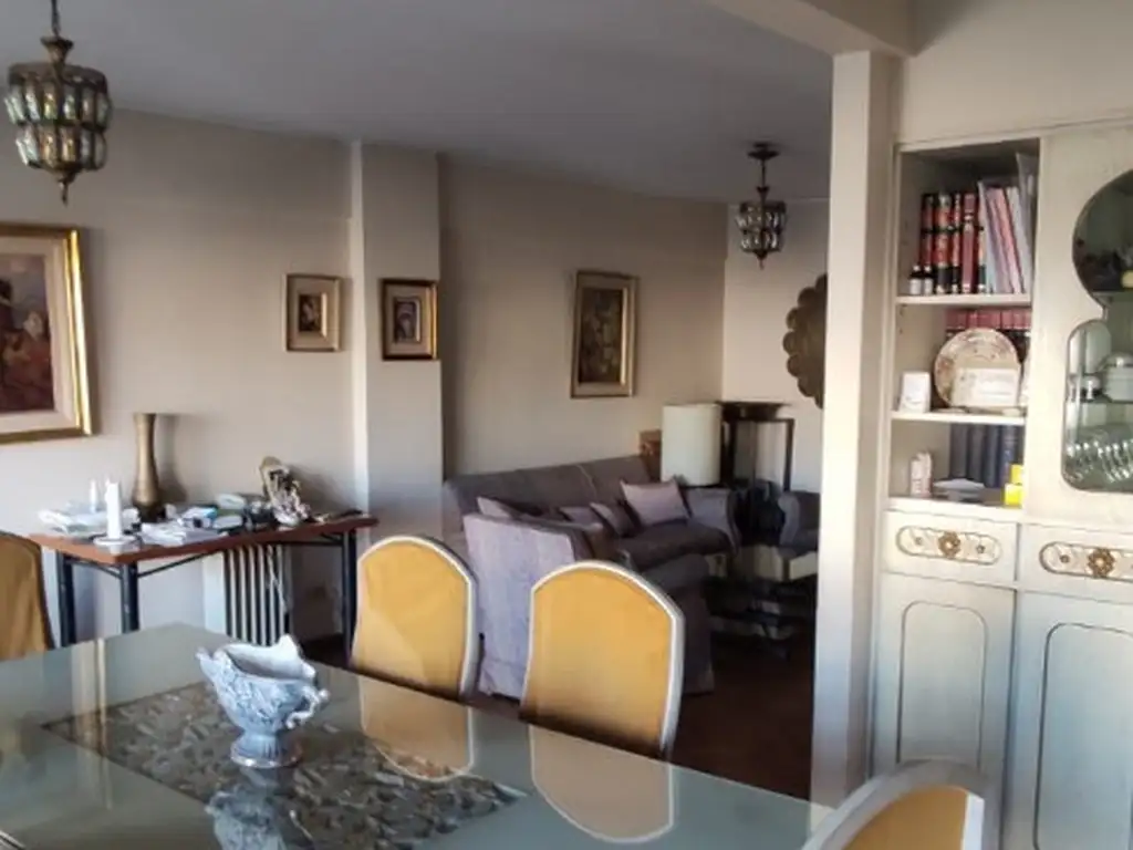 SAN LUIS 484, 5 Piso Exclusivo de 2/3 Dormitorios, 3 baños, parrillero y cochera