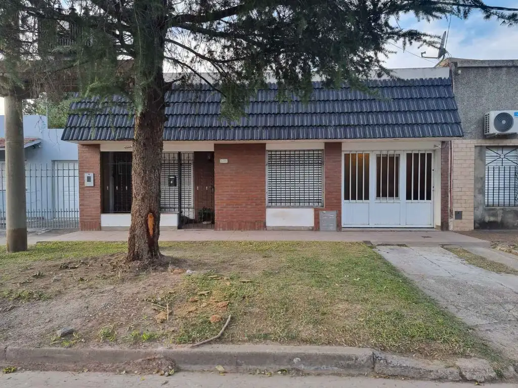 SE VENDE CASA EN SANTO TOME