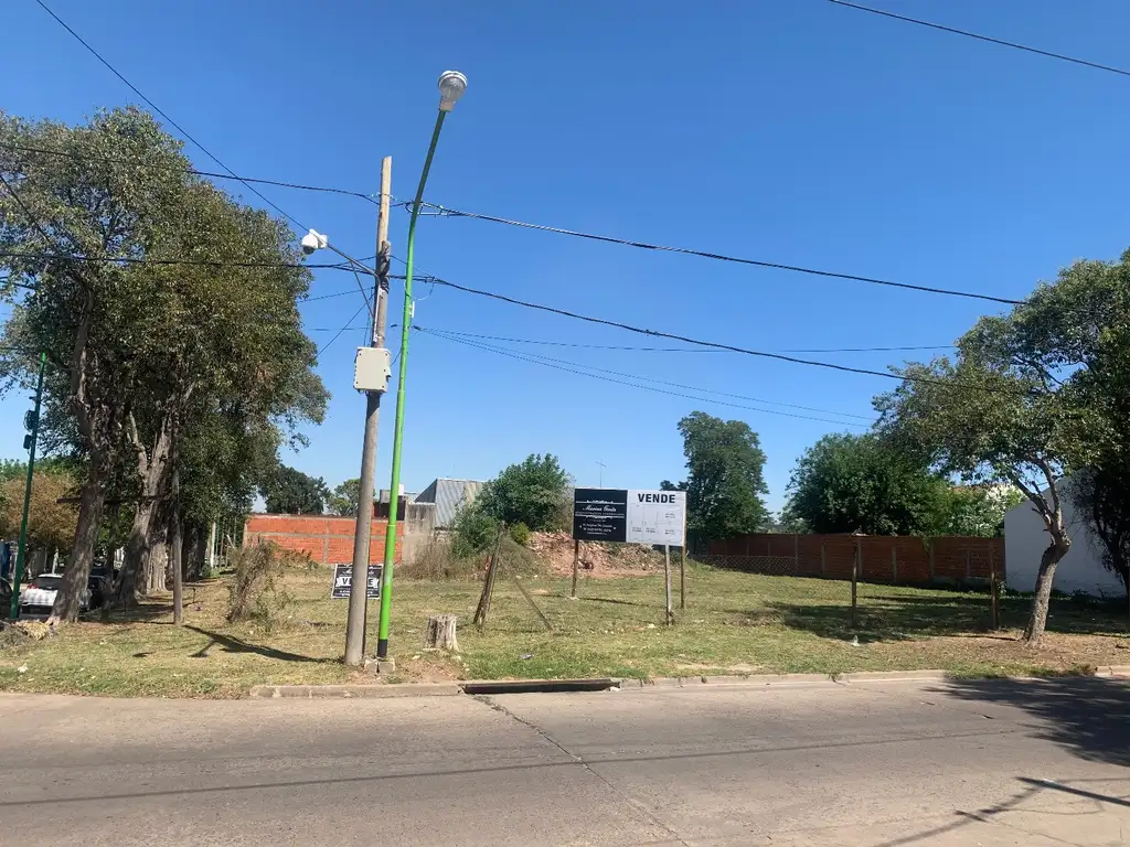 Vendo terreno - zona centro Campana - 405 m2