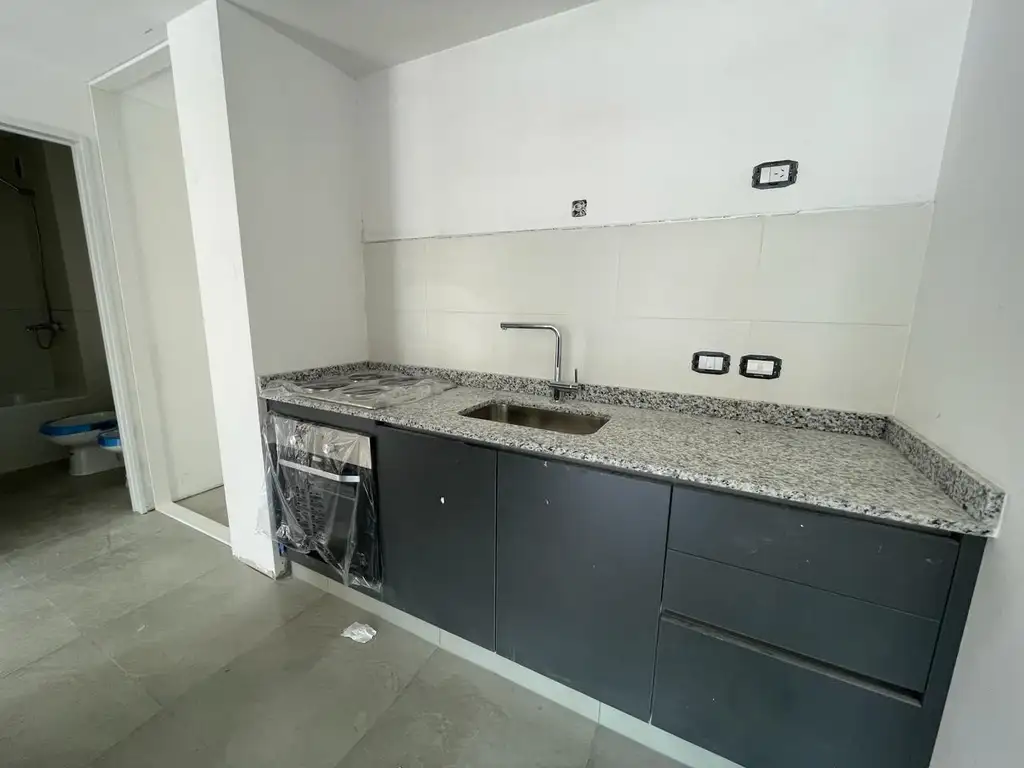 Departamento  en Venta en Villa Martelli, Vicente López, G.B.A. Zona Norte