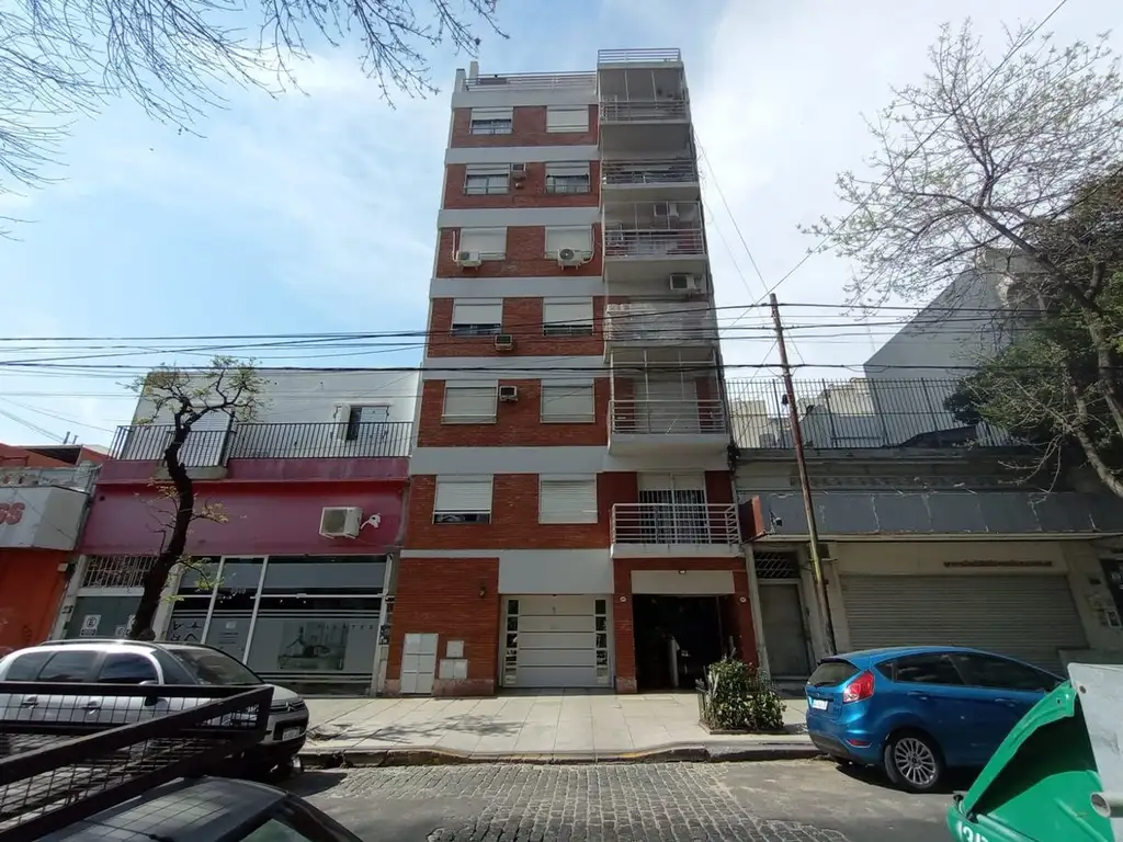 Venta Departamento 2 ambientes V Urquiza C/Cochera