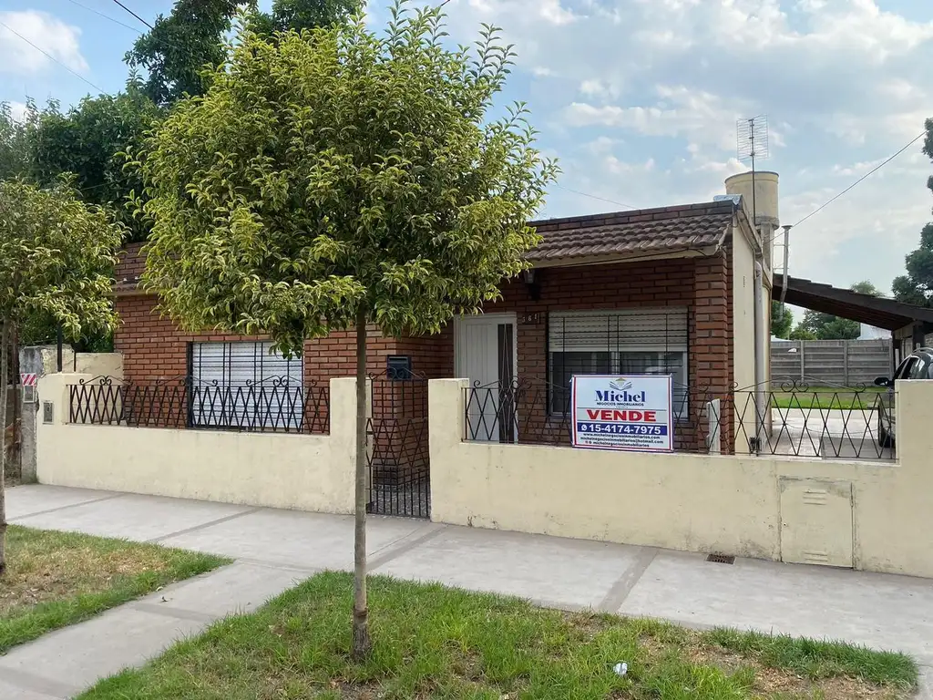 VENTA DE CASA EN VILLA DE MAYO