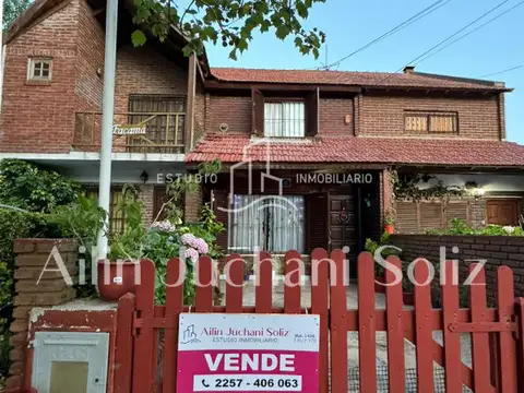 DEPARTAMENTO TIPO DÚPLEX EN TERRENO PROPIO CON PATIO Y LAVADERO PRIVADO EN COSTA AZUL