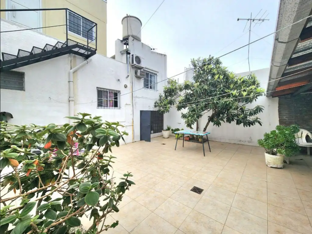 Oportunidad! Casa en venta en el centro de Tigre!