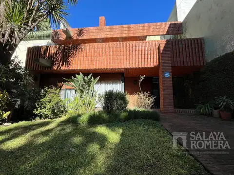 Casa en venta Olivos 5 ambientes - Lote 10 x 27 -OPORTUNIDAD