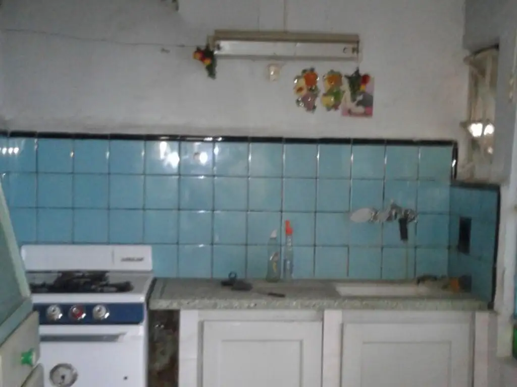 VENTA URGENTE-CASA EN HERMOSO BARRIO