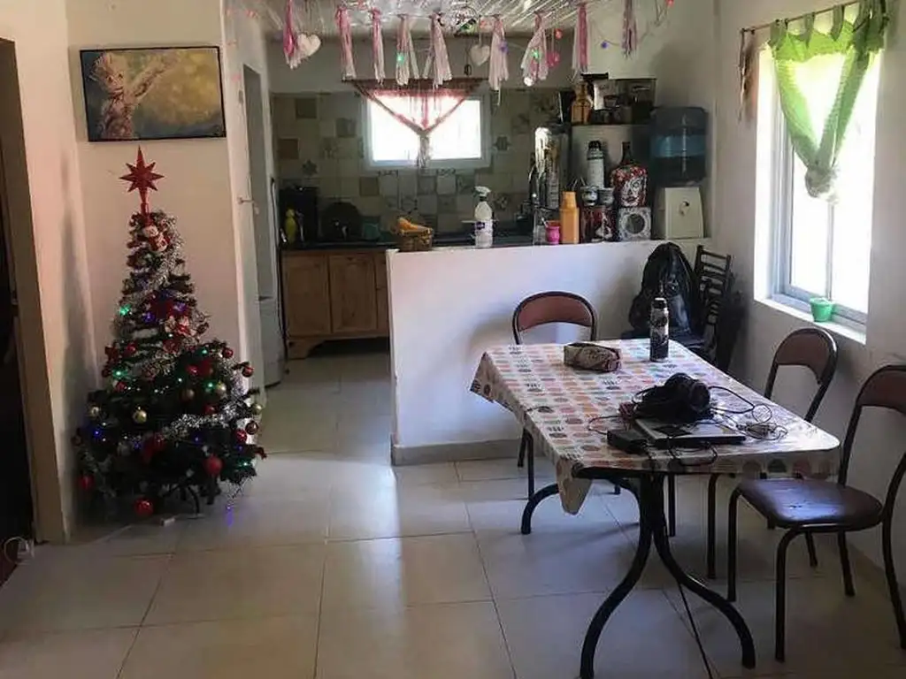 Casa en venta - 2 dormitorios 1 baño - 80mts2 - Tigre