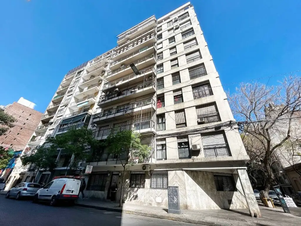 Venta departamento planta baja 4 dormitorios zona centro con