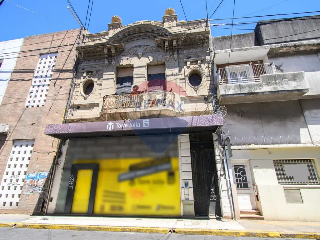 Salón comercial en microcentro