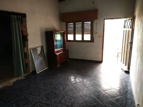 CASA EN VENTA EN RINGUELET, LA PLATA