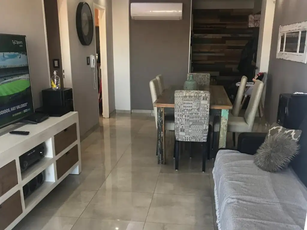 VENTA DEPARTAMENTO 3 AMBIENTES CON DETELLES DE CATEGORIA