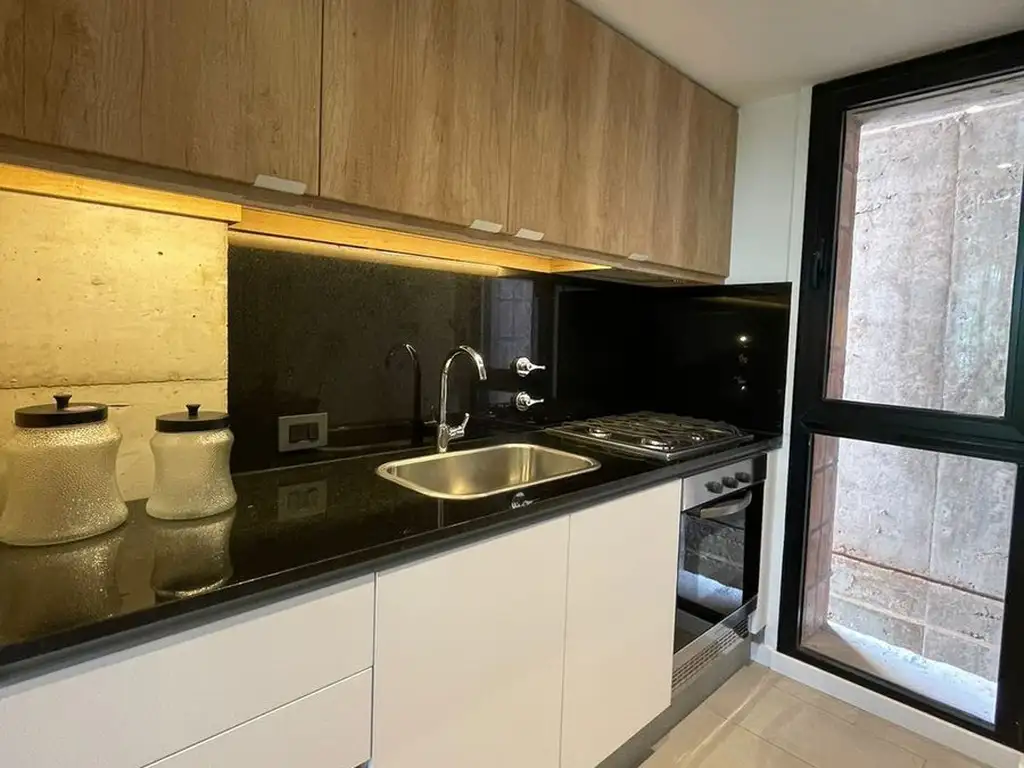 DEPARTAMENTO DE POZO EN VENTA EN COLON