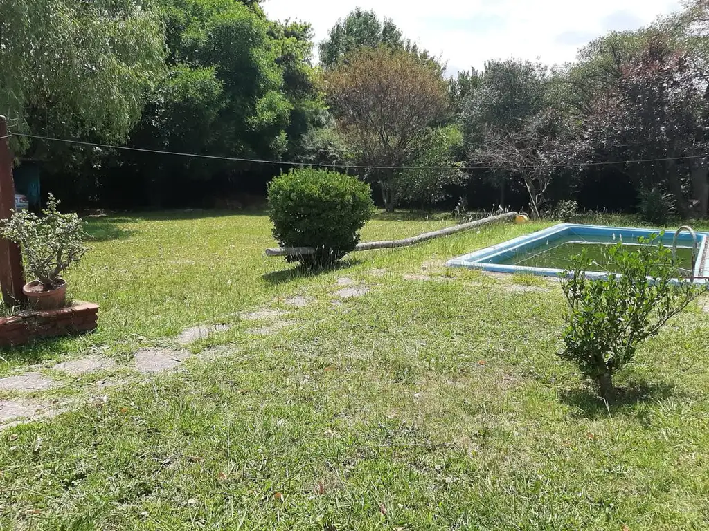 Casa con gran parque con piscina - Pablo Nogues