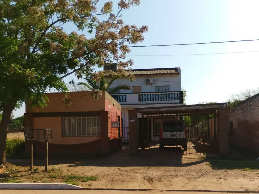 Venta Casa  5 Ambientes Corzuela