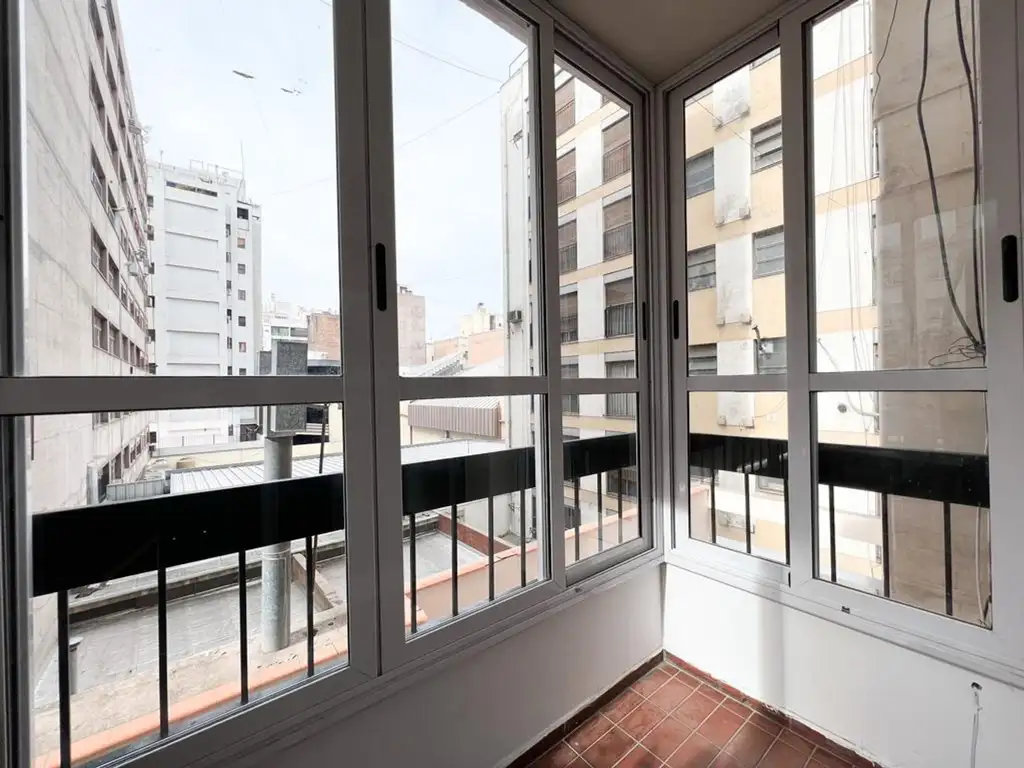 VENTA DEPARTAMENTO RENOVADO AV. ESPAÑA Y PEATONAL