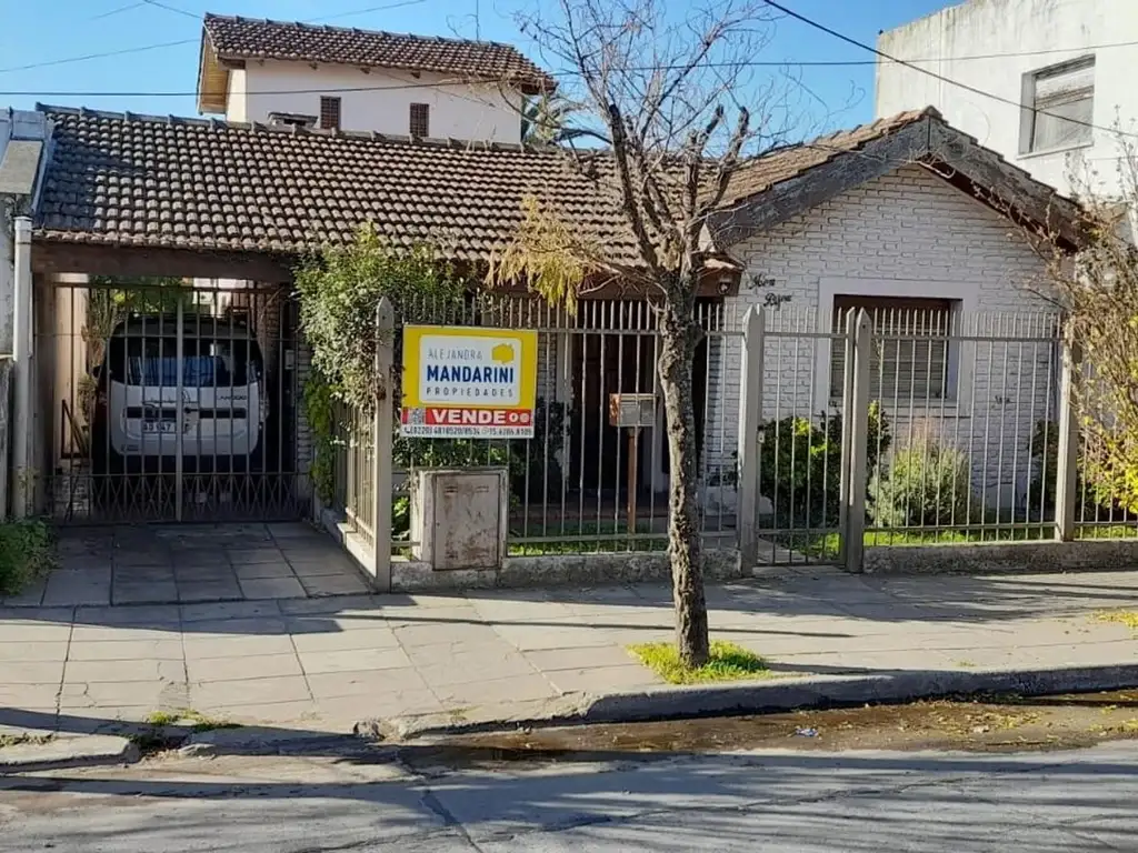 Casa 4 ambientes Venta