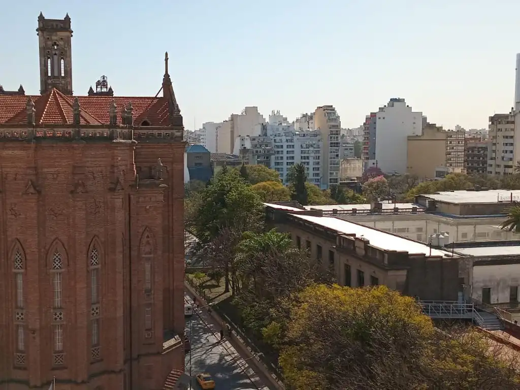 Monoambiente, externo, luminoso con excelente vista