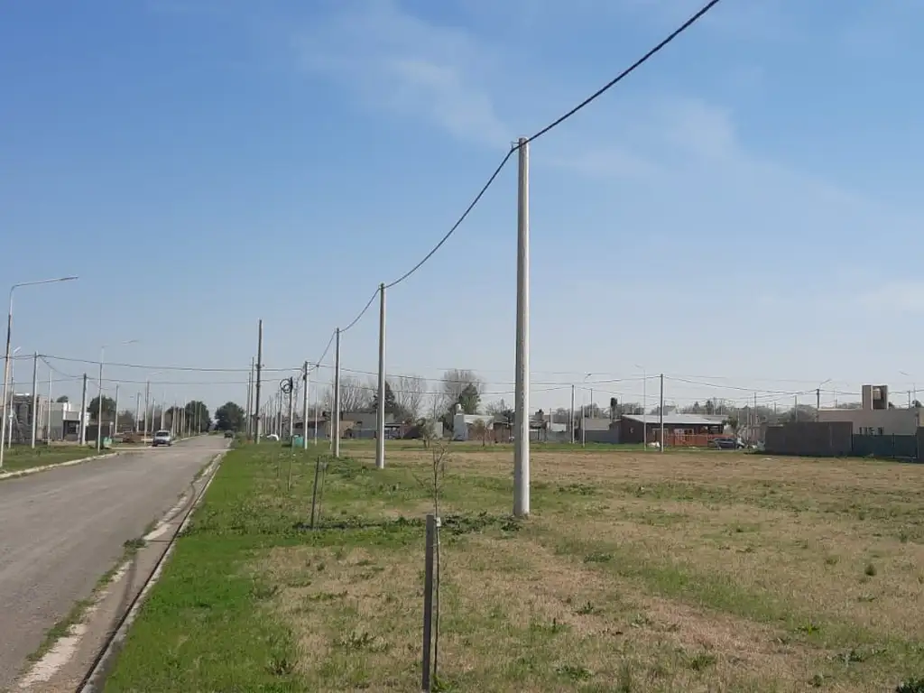 LOTES EN BARRIO ABIERTO RESIDENCIAL LAS MORAS.