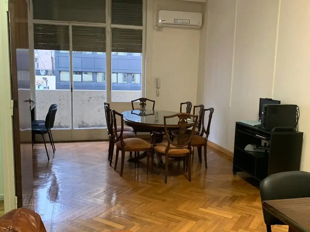 Departamento 4 ambientes en venta en Zona Centro