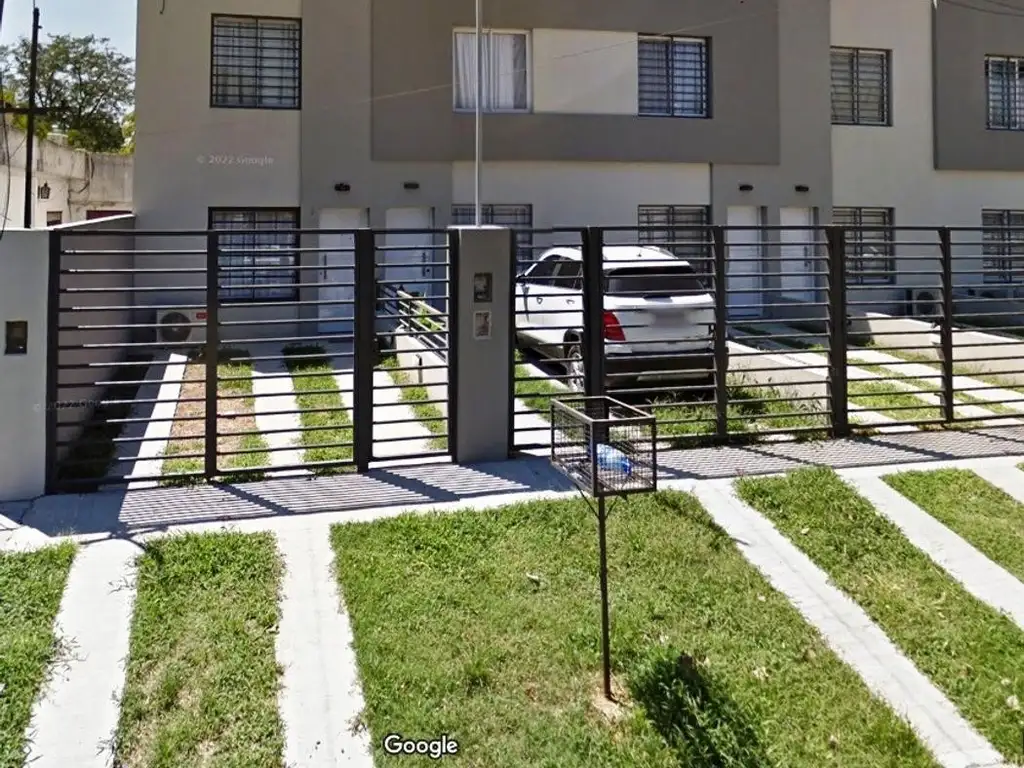 DUPLEX 2 DORMITORIOS EN VENTA UDAONDO ITUZAINGO