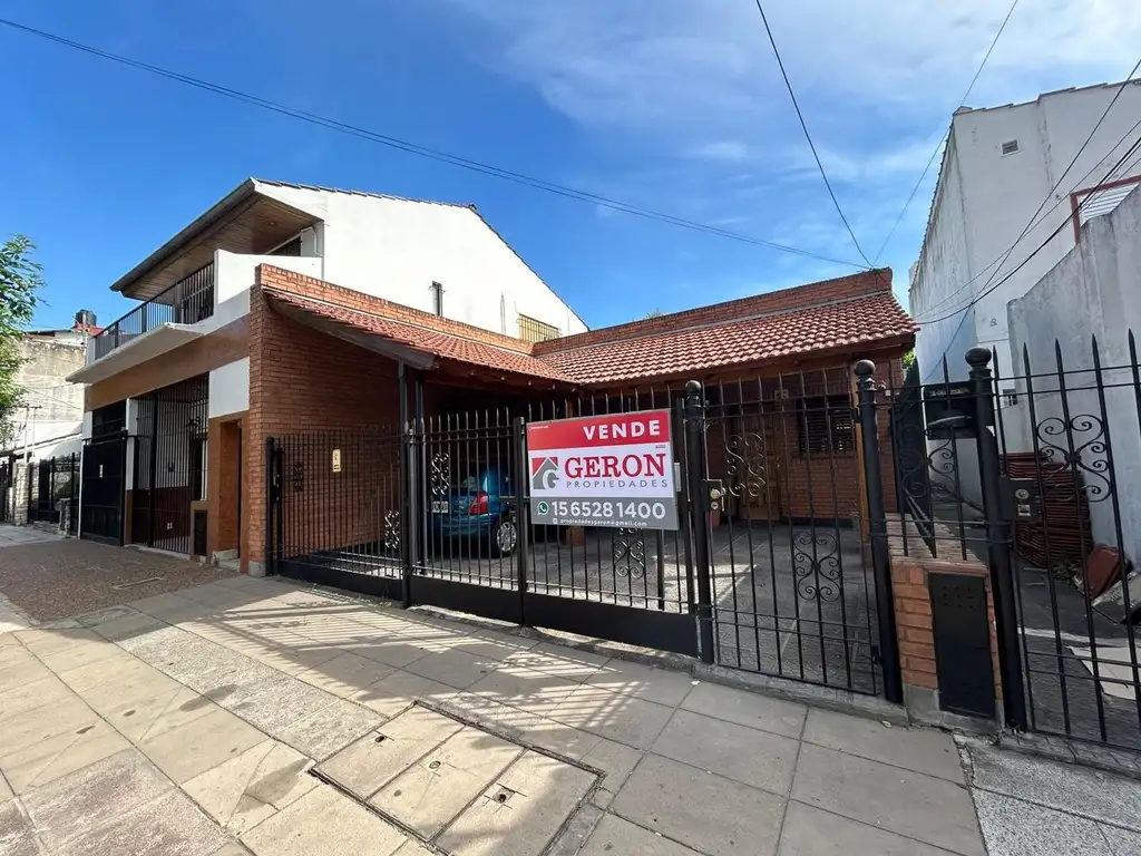 PH AL FRENTE INDEPENDIENTE A MTS CALLE PARANA