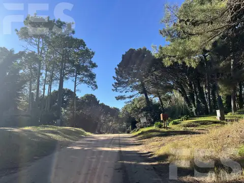 Terreno en venta en barrio Lasalle Pinamar