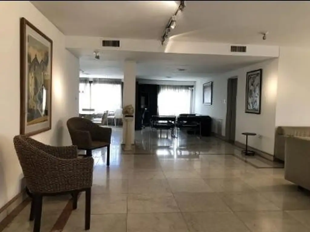 PERO QUE PISO  EN VENTA  197 MTS CON EXCELENTE VISTA, IMPERDIBLEE, NVA CBA ,Ambrosio Olmos 610