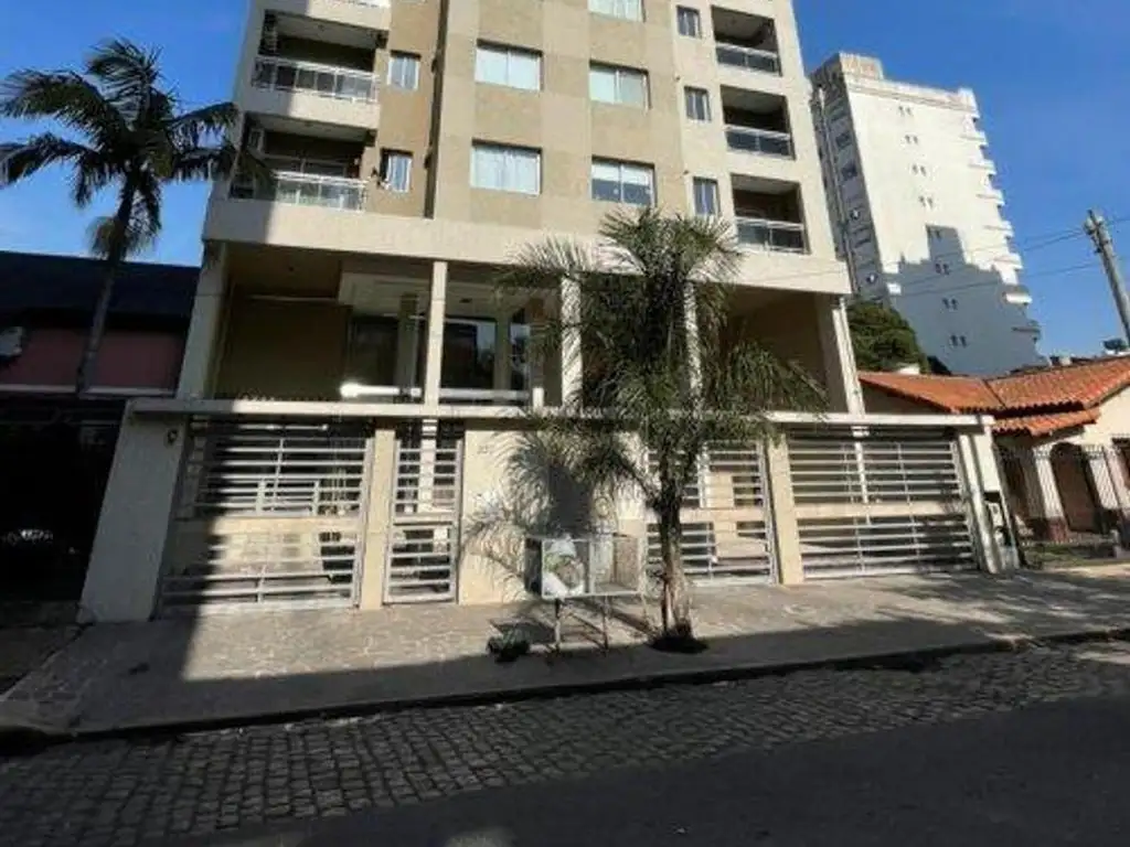 3 AMBIENTES EN VENTA - TALCAHUANO 337