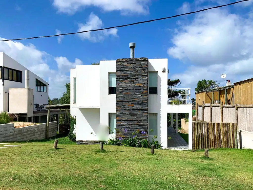 Casa - Alquiler temporario - Uruguay, Punta Piedras