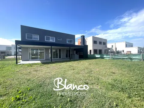 Casa  en Venta en Santa Ana, Villanueva, G.B.A. Zona Norte