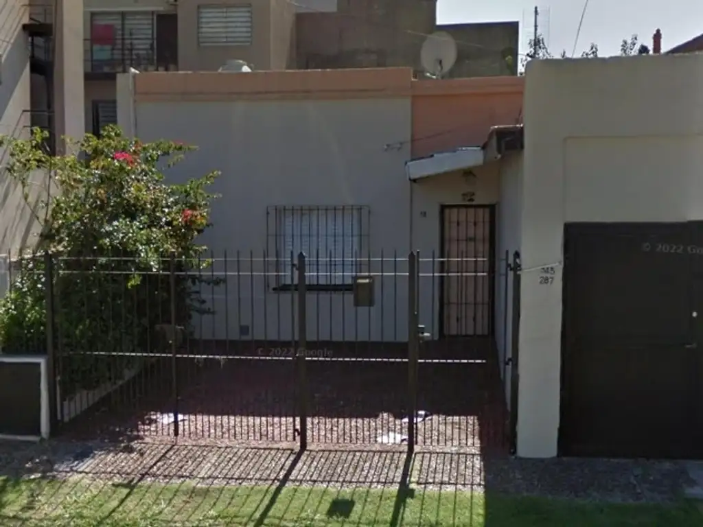 Lote de 216 m2, a demoler. Barrio Cervecero.