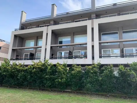 Departamento en Venta en Campus Vista, USD 174.000