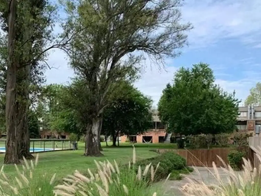 Alquiler Departamento monoambiente 25 años, 31m2, 1 cochera, Antonio