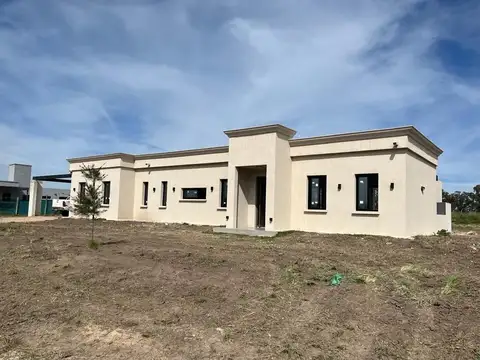 Venta de casa en estancia Villa Maria