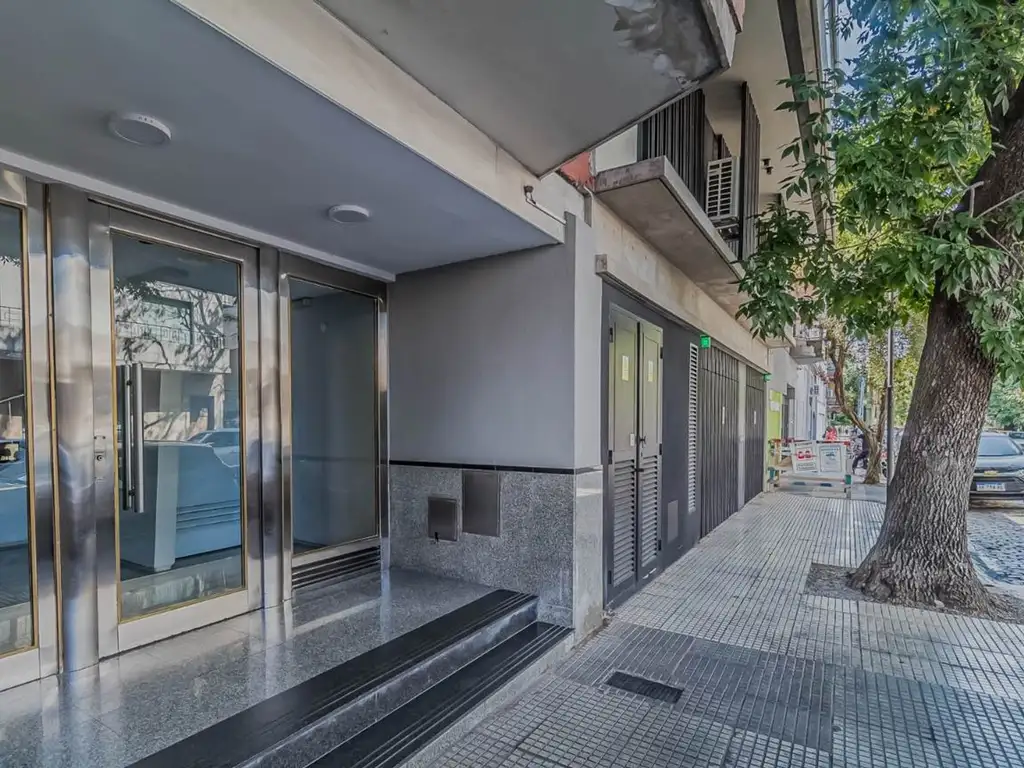 VENTA SEMIPISO 3 AMB con BALCON AL FTE - FLORESTA