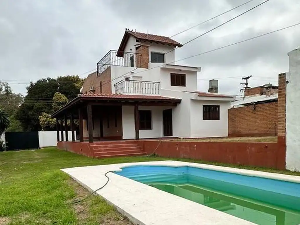 Casa Venta Unquillo 3 dormitorios 3 baños con pileta