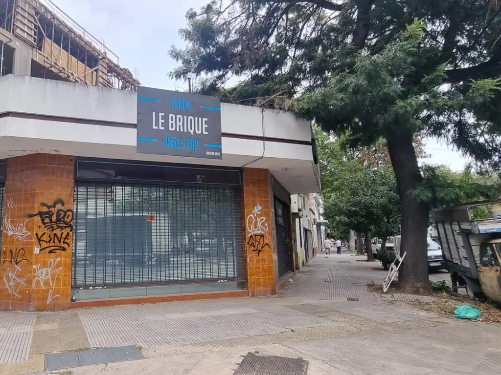 Lote en Esquina - Le Brique Propiedades