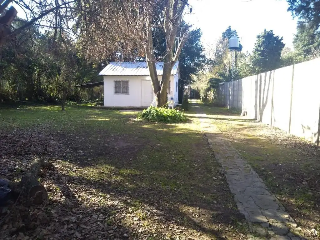 Casa a reciclar en venta en Arturo Segui. Villa Elisa