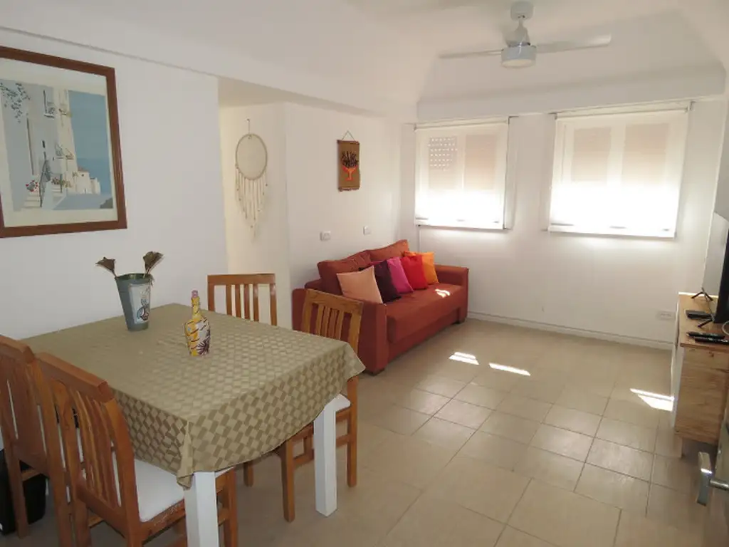 VENDO HERMOSO DEPTO de 2 amb. lateral en Av. Santa Fe al 4400 barrio de Palermo CABA