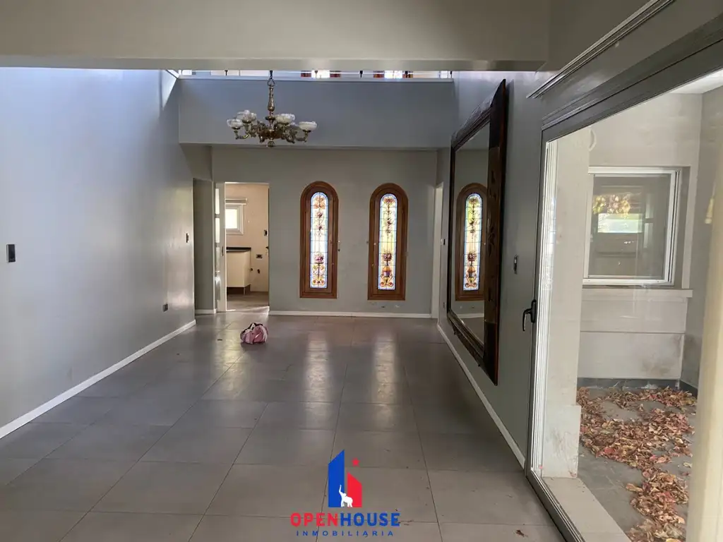 OPENHOUSE vende magnífica casa en Barrio Dalvian